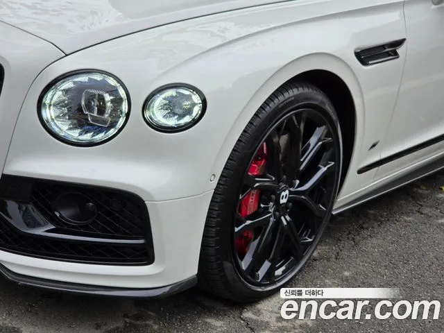 Bentley Flying Spur 2023
