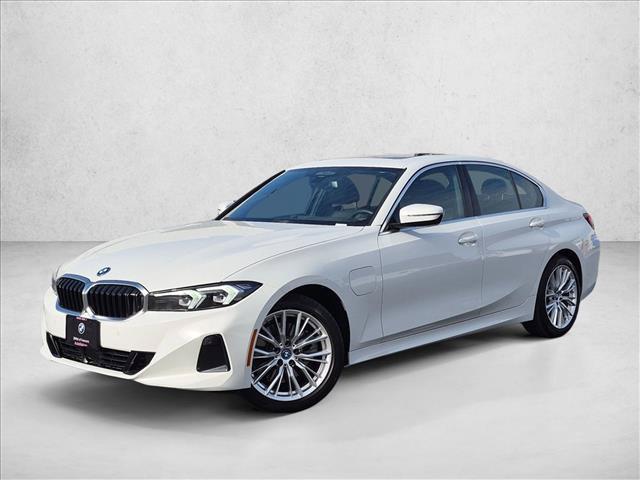 BMW 330 2024