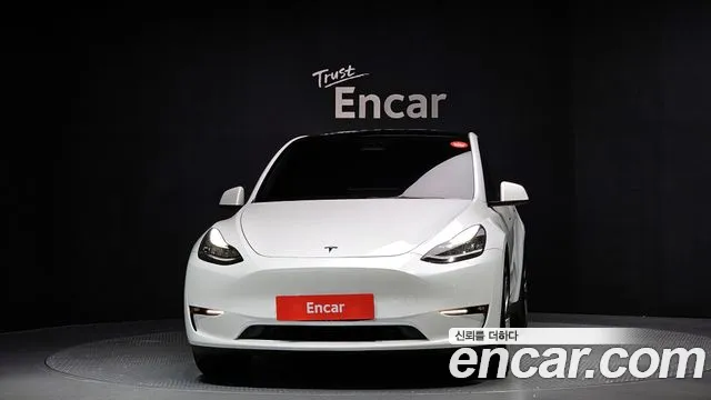 Tesla Model Y 2022