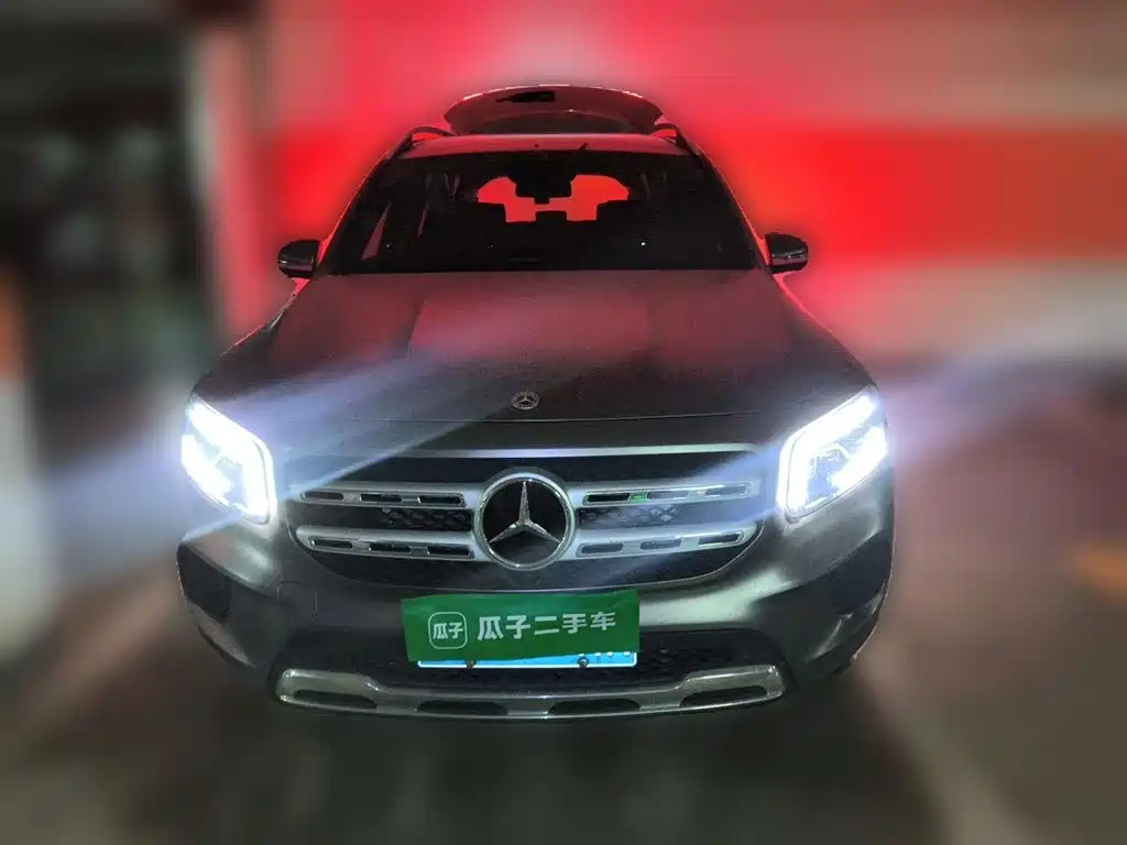 Mercedes-Benz GLB 2024