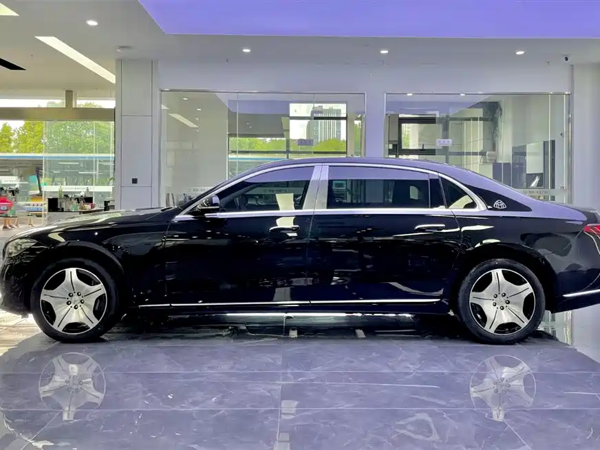 Mercedes-Benz Maybach S-Класс 2025