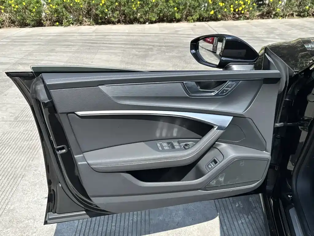 Audi A7 2024
