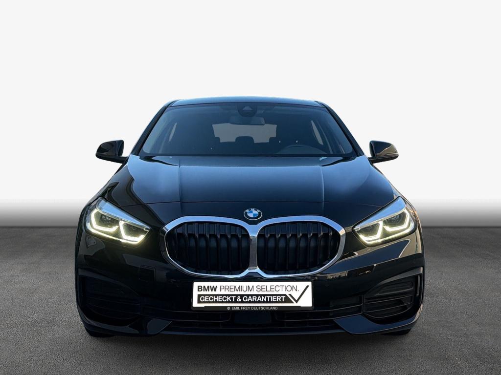 BMW 118 2024