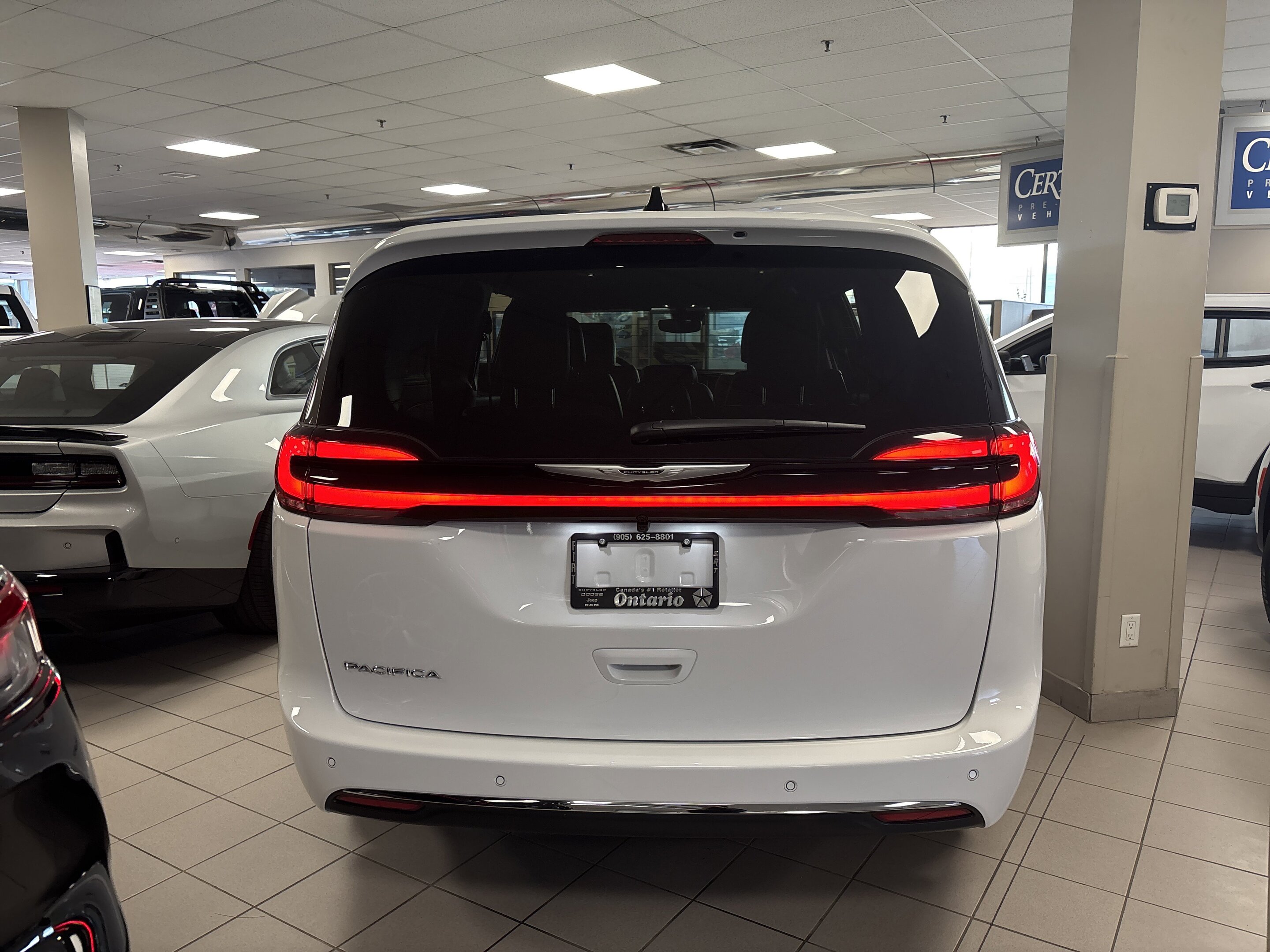 Chrysler Pacifica 2026