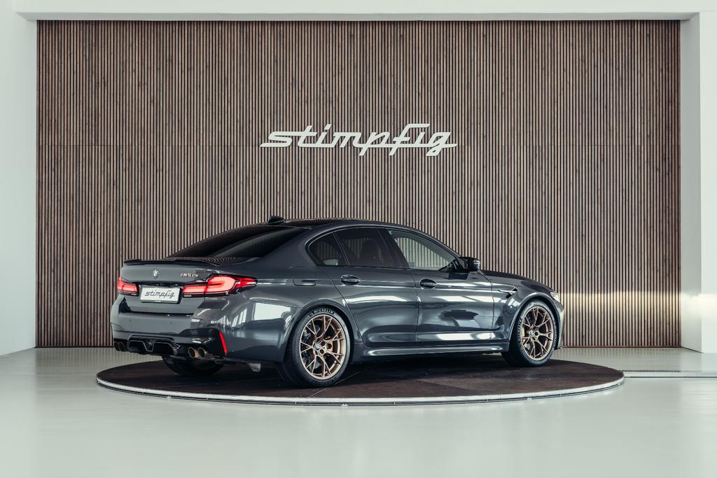 BMW M5 2021