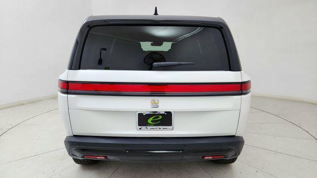 Rivian R1S 2024