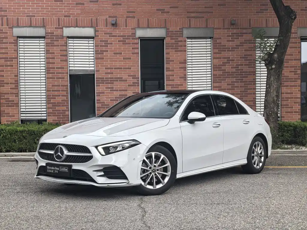Mercedes-Benz A-Класс 2021
