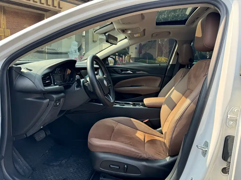Buick Regal 2023