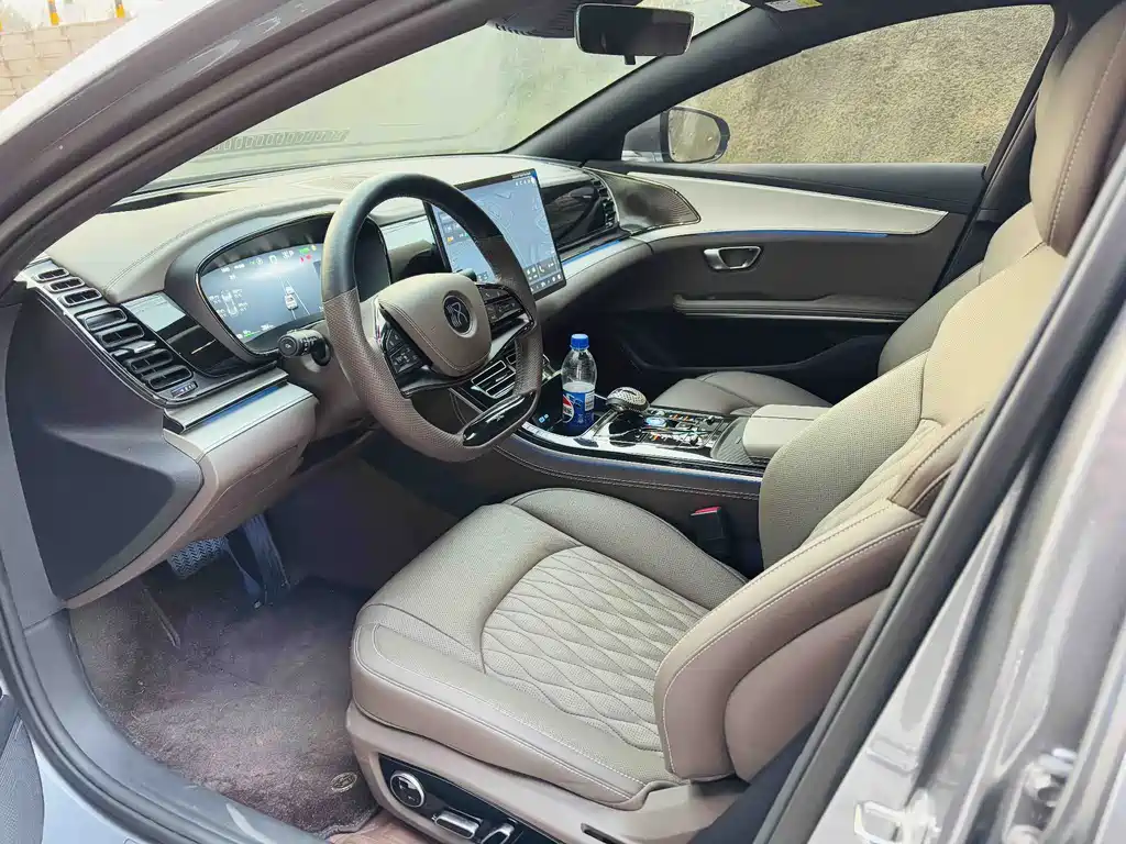 BYD Han 2024