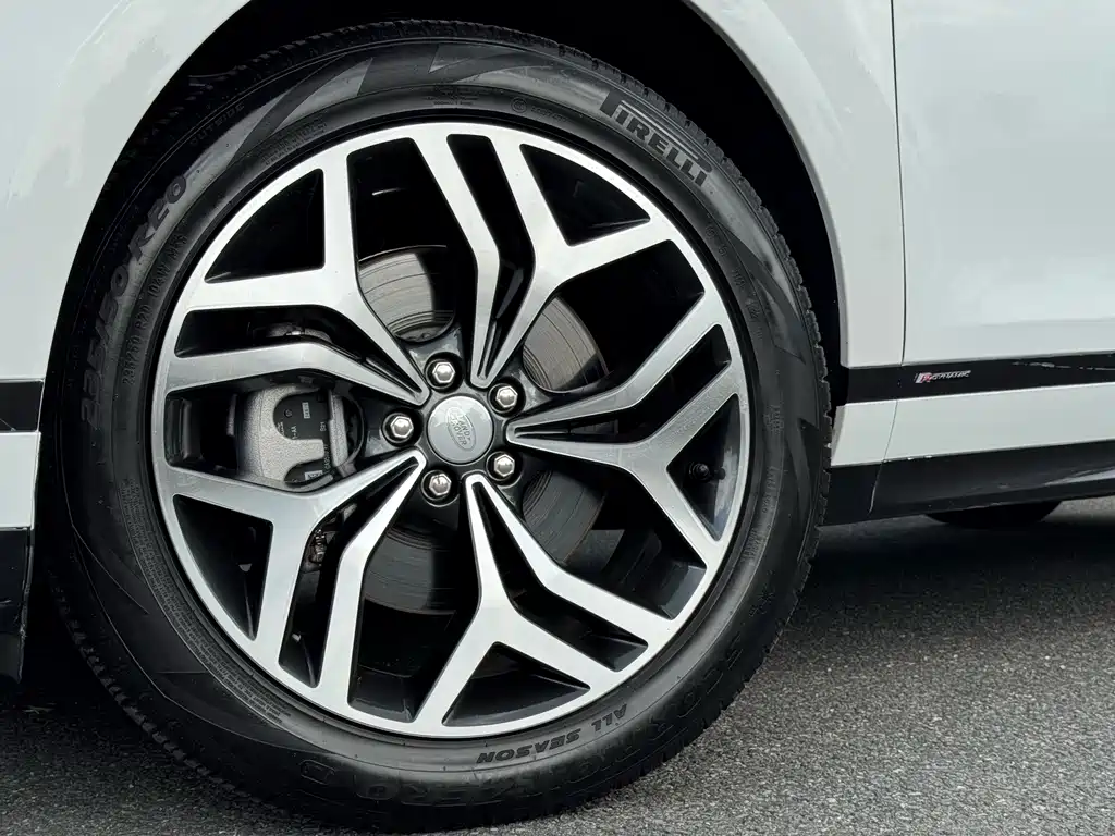 Land Rover Range Rover Evoque 2022