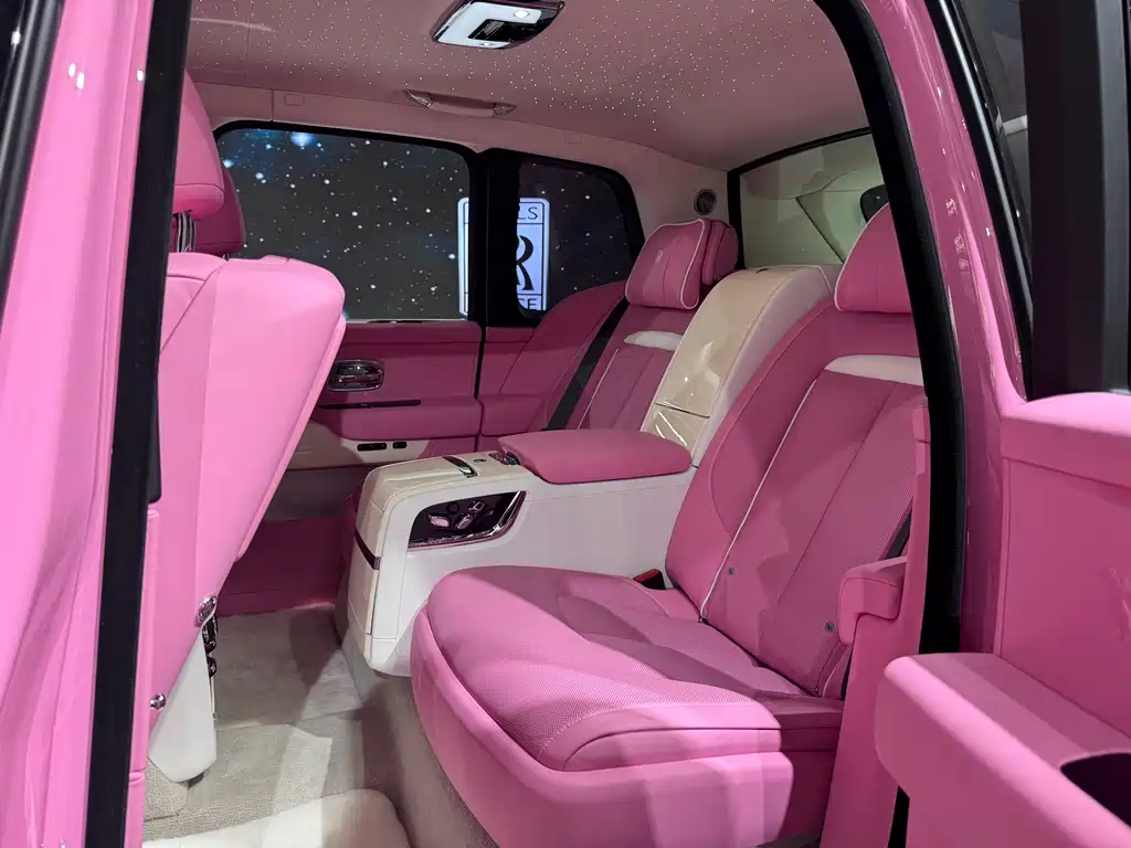 Rolls-Royce Cullinan 2024