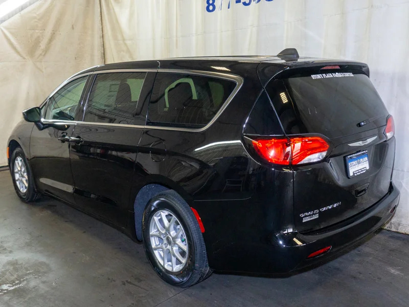 Chrysler Pacifica 2024
