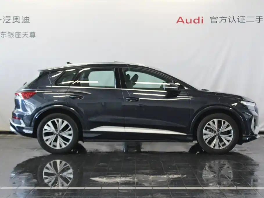 Audi Q4 e-tron 2025