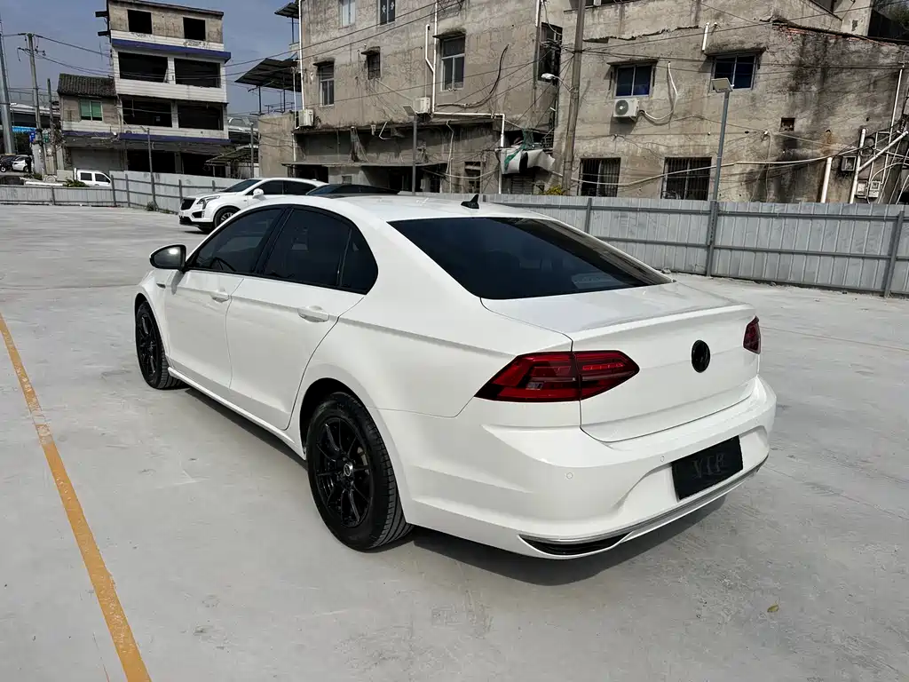 Volkswagen Lamando 2021