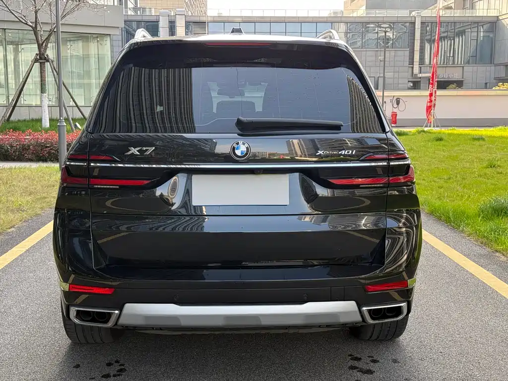 BMW X7 2024