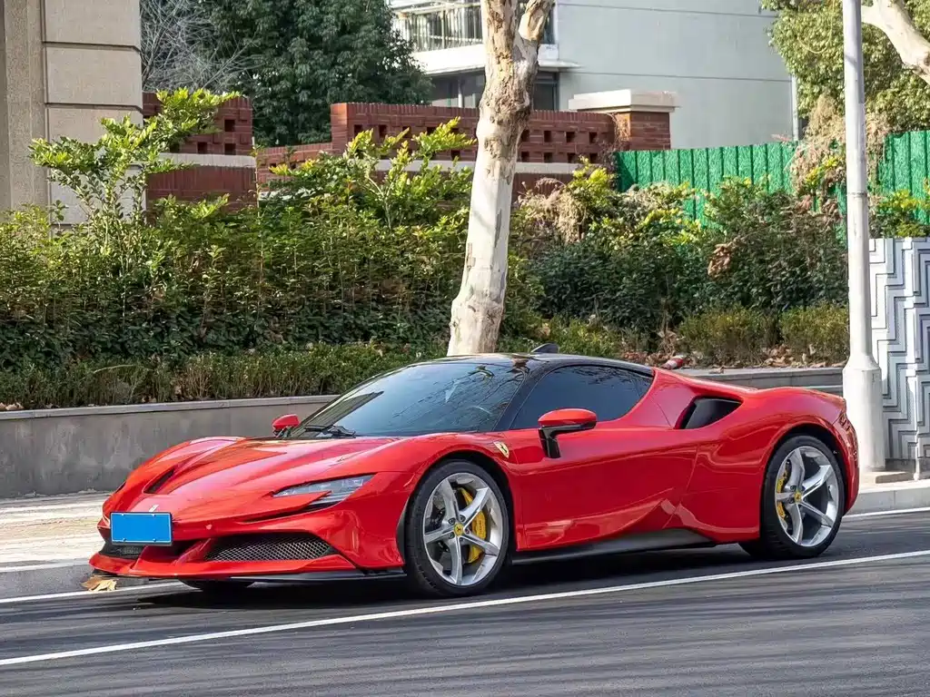 Ferrari SF90 2025