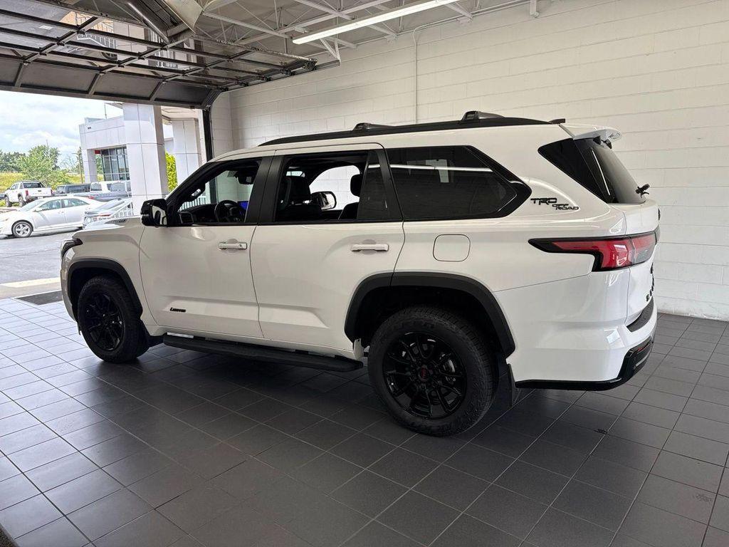 Toyota Sequoia 2025