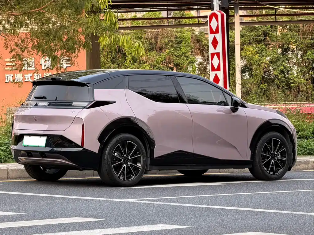 Zeekr X 2023