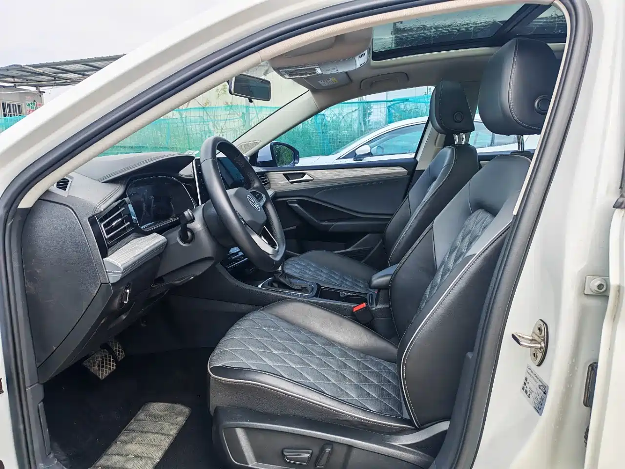 Volkswagen Sagitar 2023