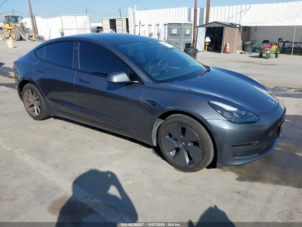 Tesla Model 3 2023