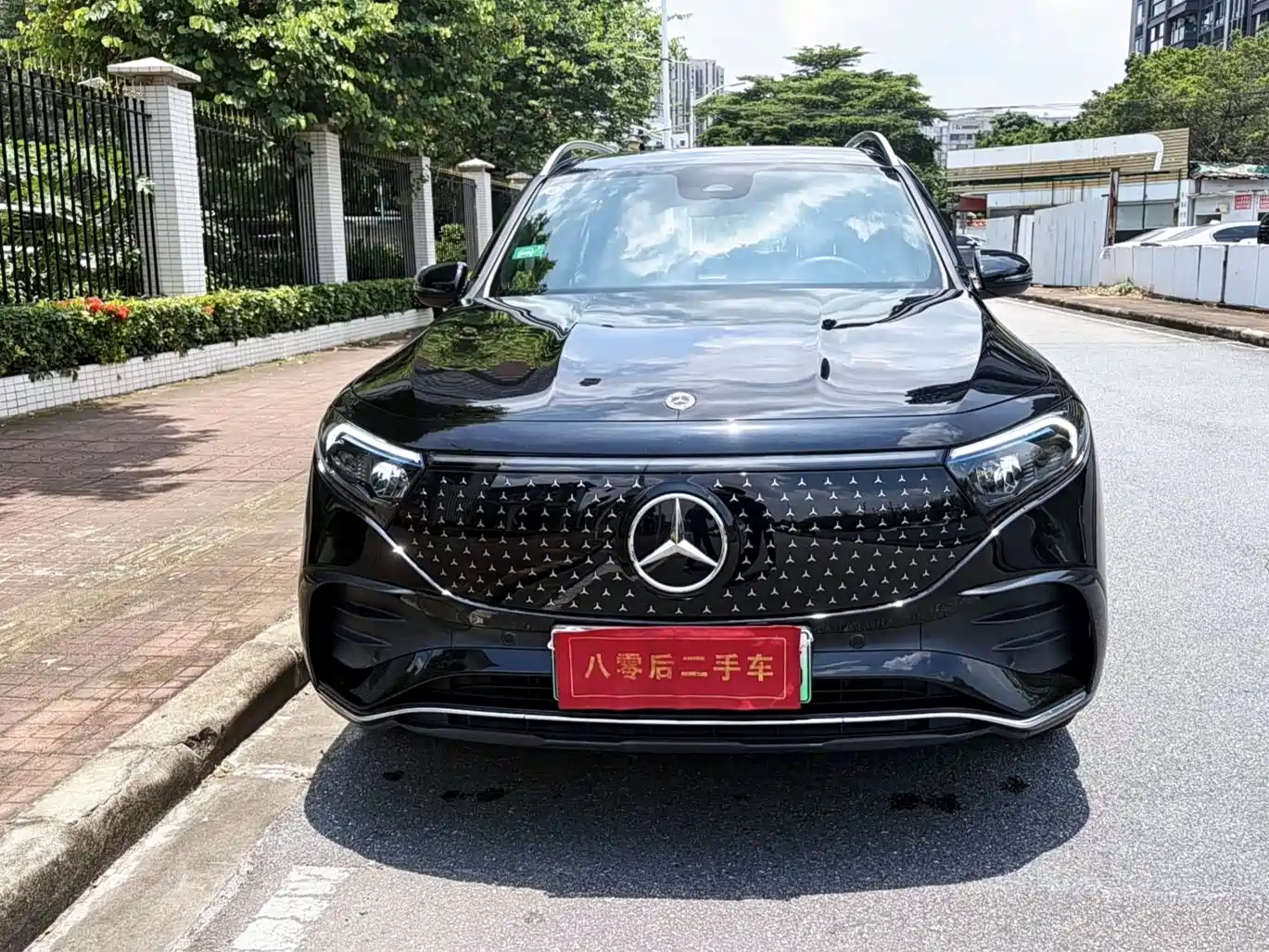 Mercedes-Benz EQB 2025