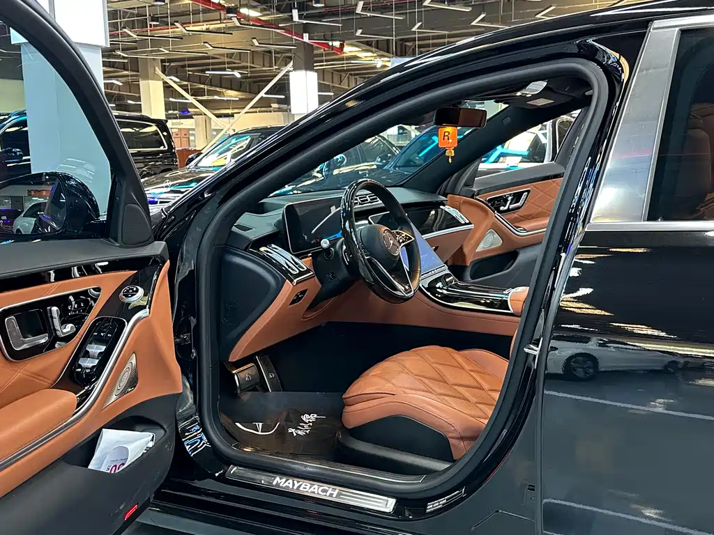 Mercedes-Benz Maybach S-Класс 2023