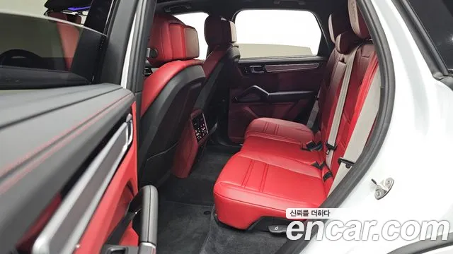 Porsche Cayenne 2023