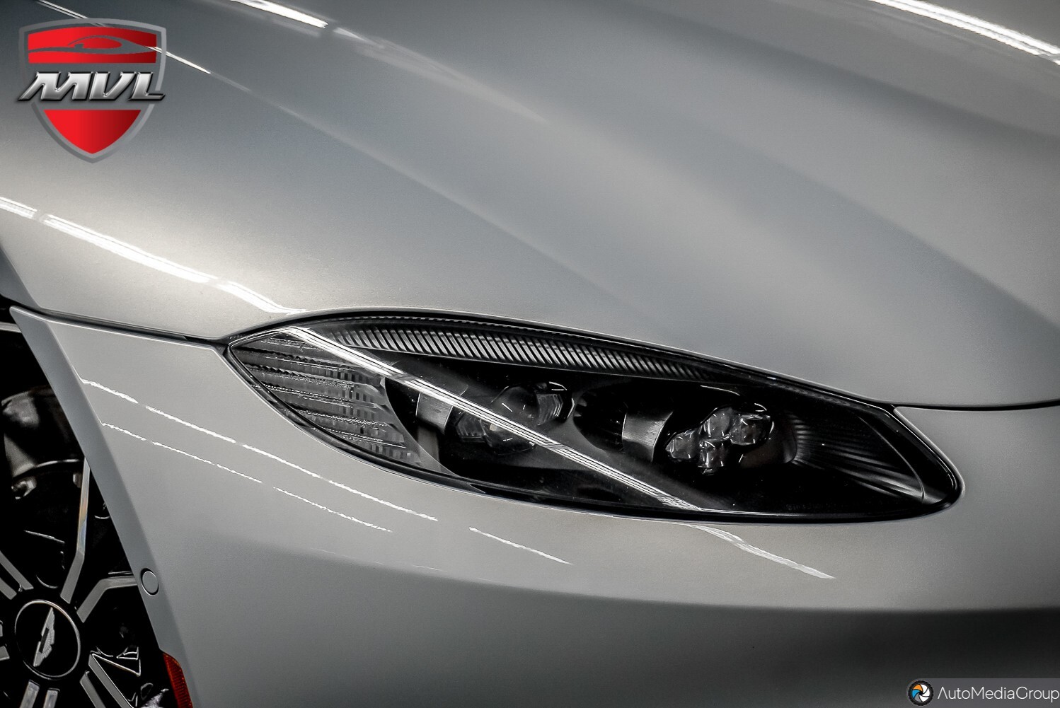 Aston Martin V12 Vantage 2023