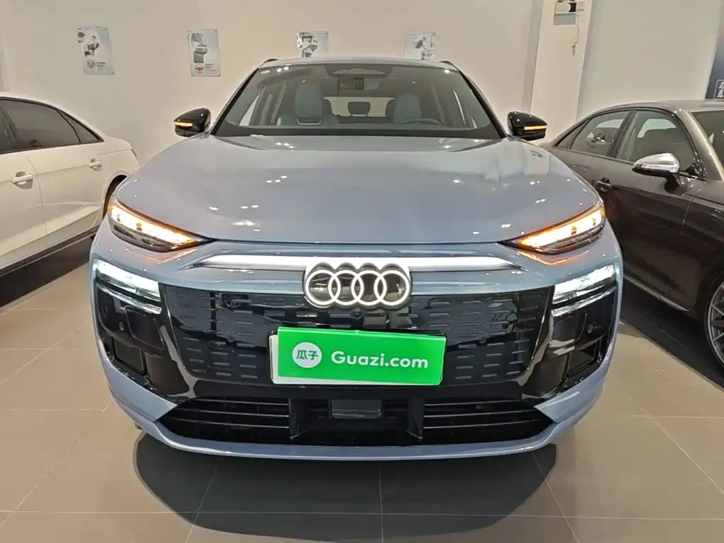 Audi e-tron 2025
