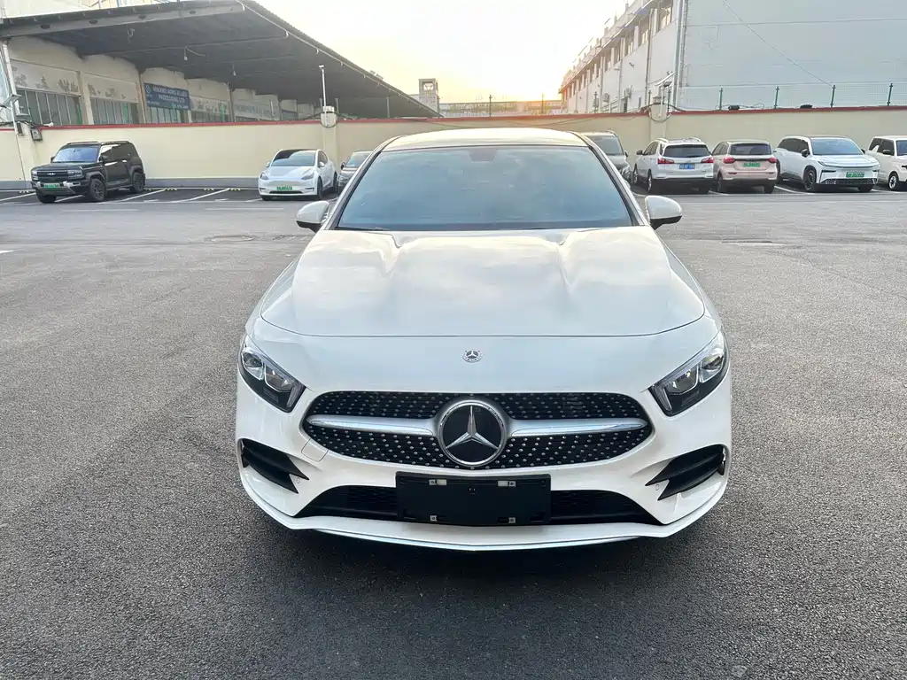 Mercedes-Benz A-Класс 2023