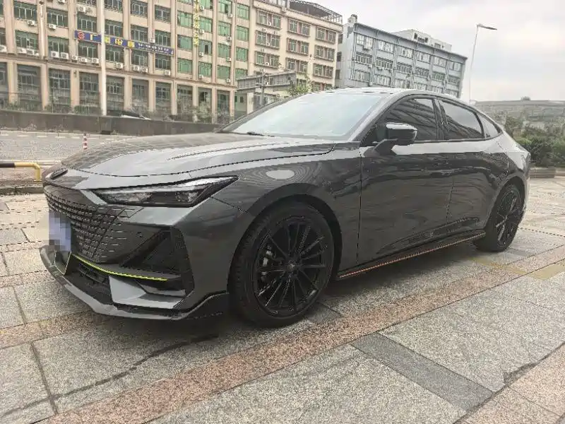 Changan UNI-V 2024