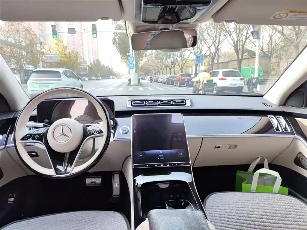 Mercedes-Benz Maybach S-Класс 2024
