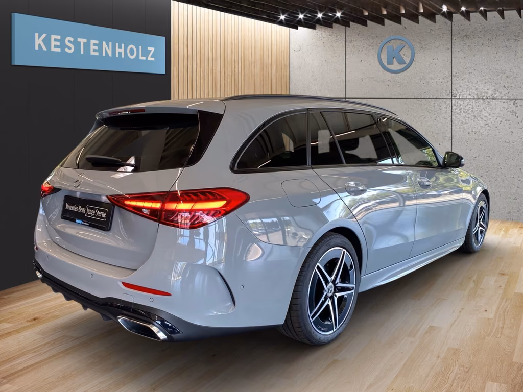 Mercedes-Benz C 300 2025