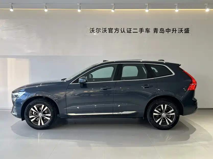 Volvo XC60 2025