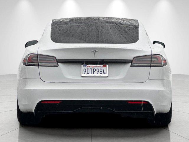 Tesla Model S 2022