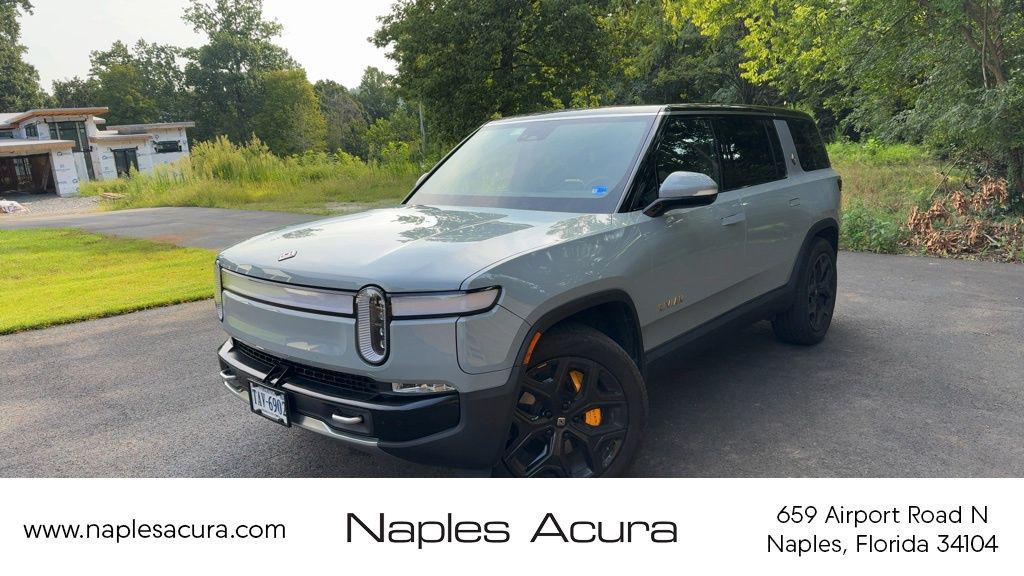 Rivian R1S 2023