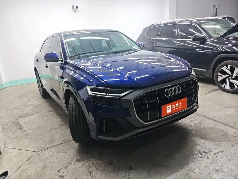 Audi Q8 2022