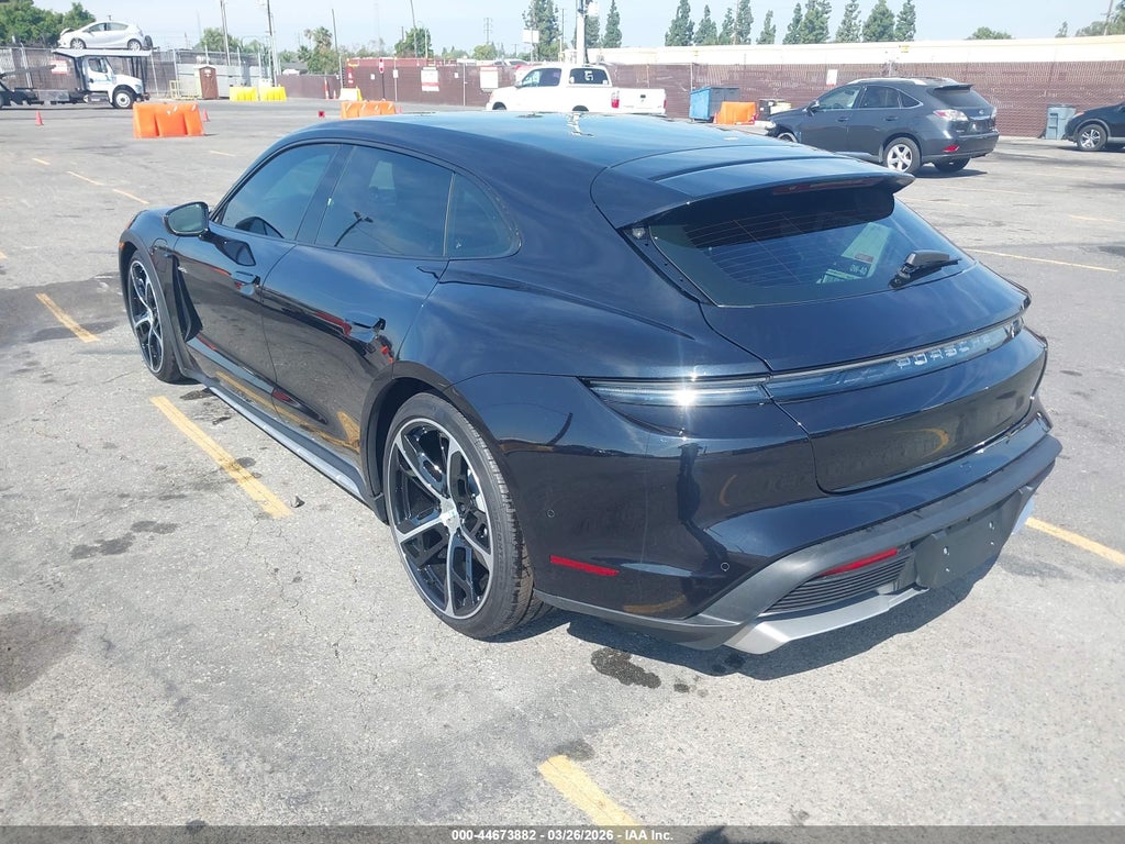 Porsche Taycan 2025