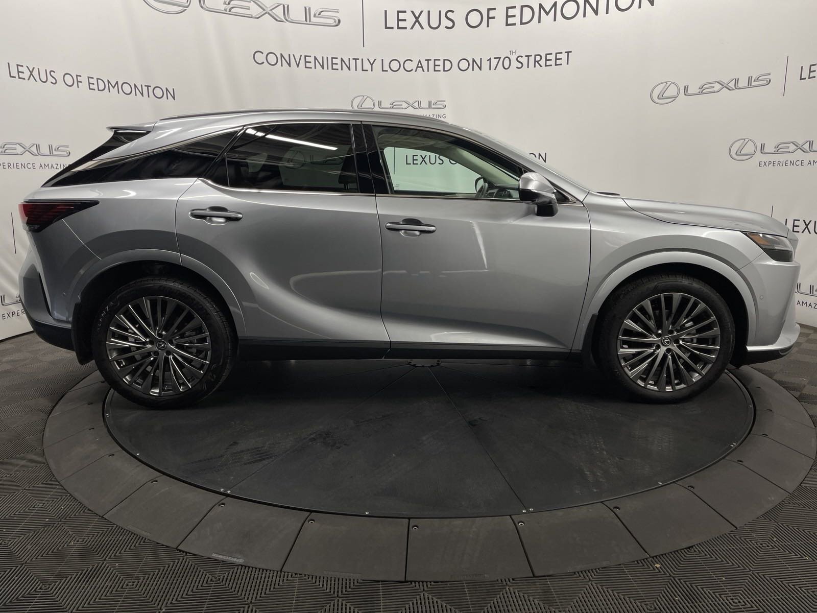 Lexus RX 2024