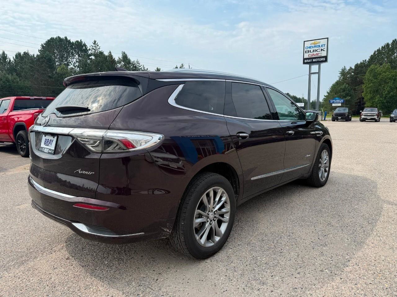 Buick Enclave 2023