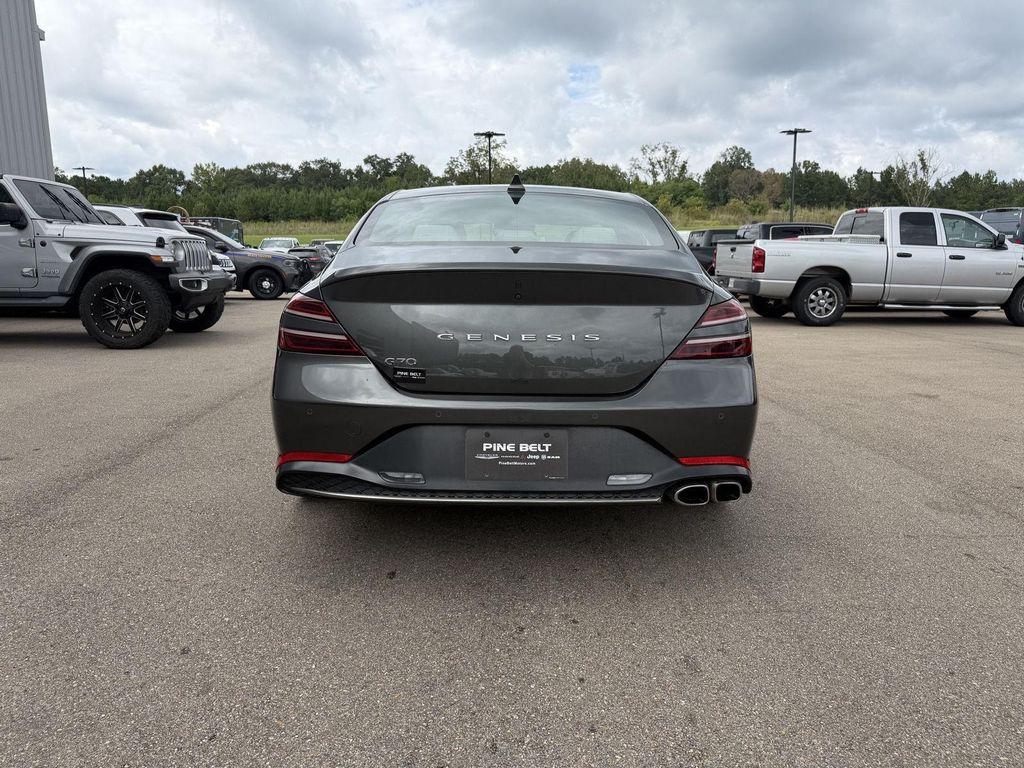 Genesis G70 2023
