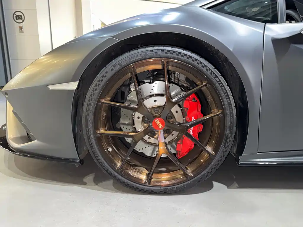 Lamborghini Huracán 2021