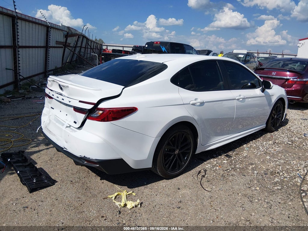 Toyota Camry 2025