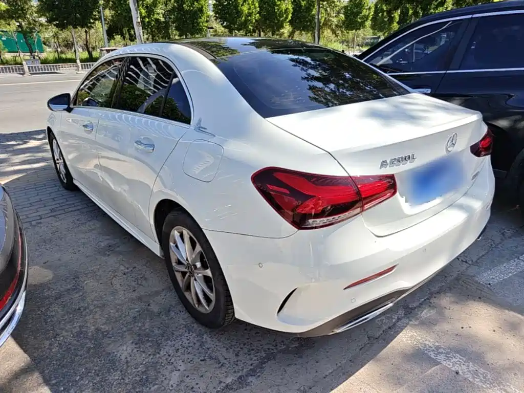 Mercedes-Benz A-Класс 2021