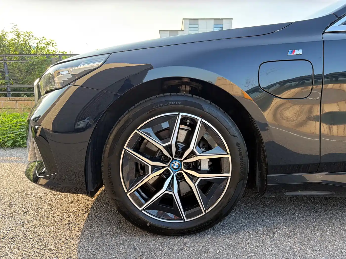 BMW i5 2025