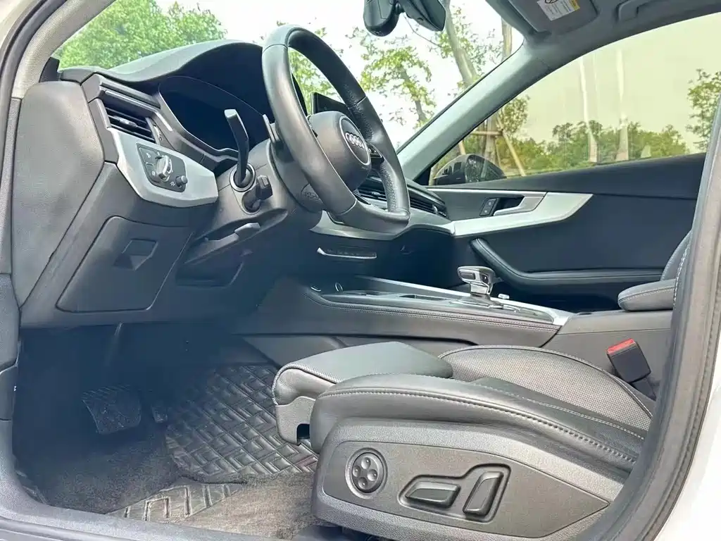 Audi A4 2022