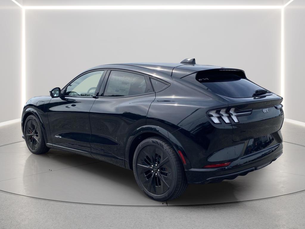 Ford Mustang Mach-E 2025