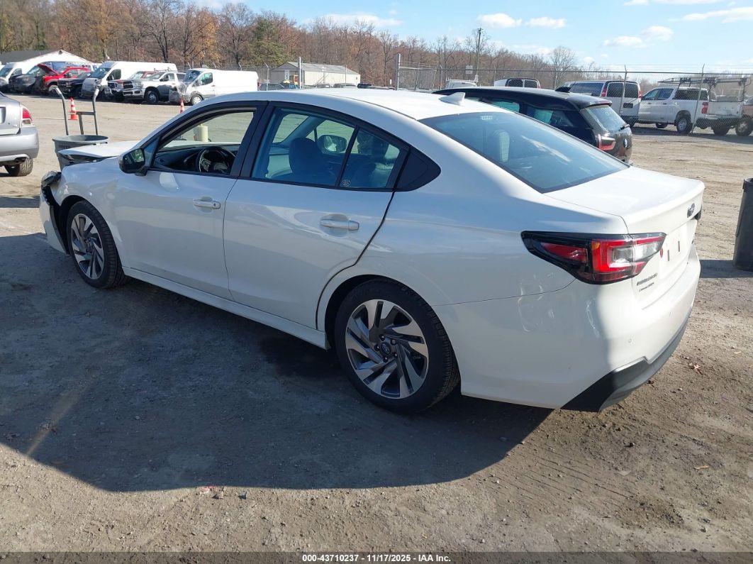 Subaru Legacy 2024