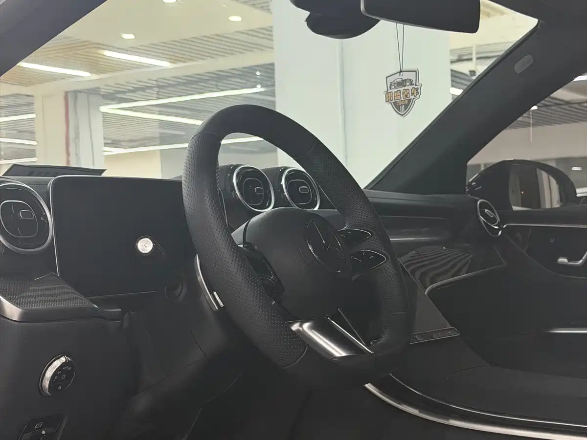 Mercedes-Benz GLC Coupe 2025