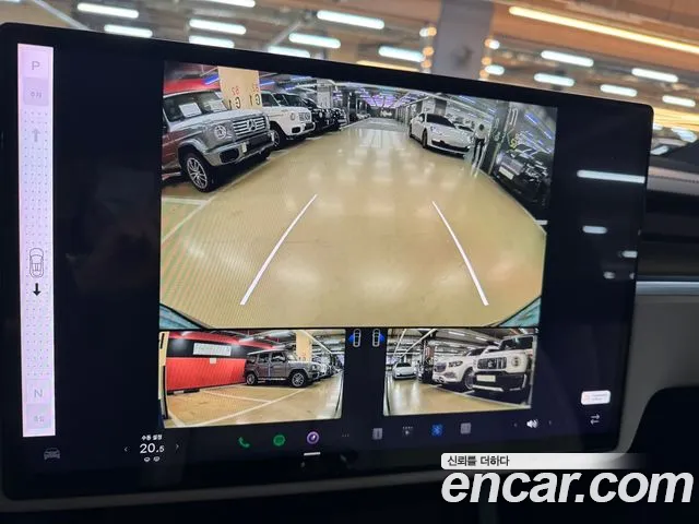 Tesla Model X 2024
